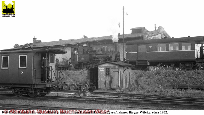 044-1165,Bf-Hoya,im-Hintergr-HEG-Lok2,Aufn-Birger-Wilcke-etwa-1952.jpg