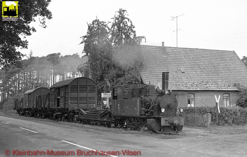 044-1554-N0129-oT,Lok33_Bruchhausen_-m-Gz,Hp-Arbste,Aufn-HOK-Sept-1960.jpg