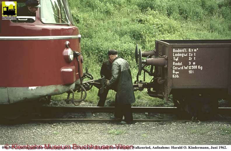 096-507D,Ankuppeln-an-T14,Bf-Walkenried,Aufn-HOK-Juni-1962.jpg